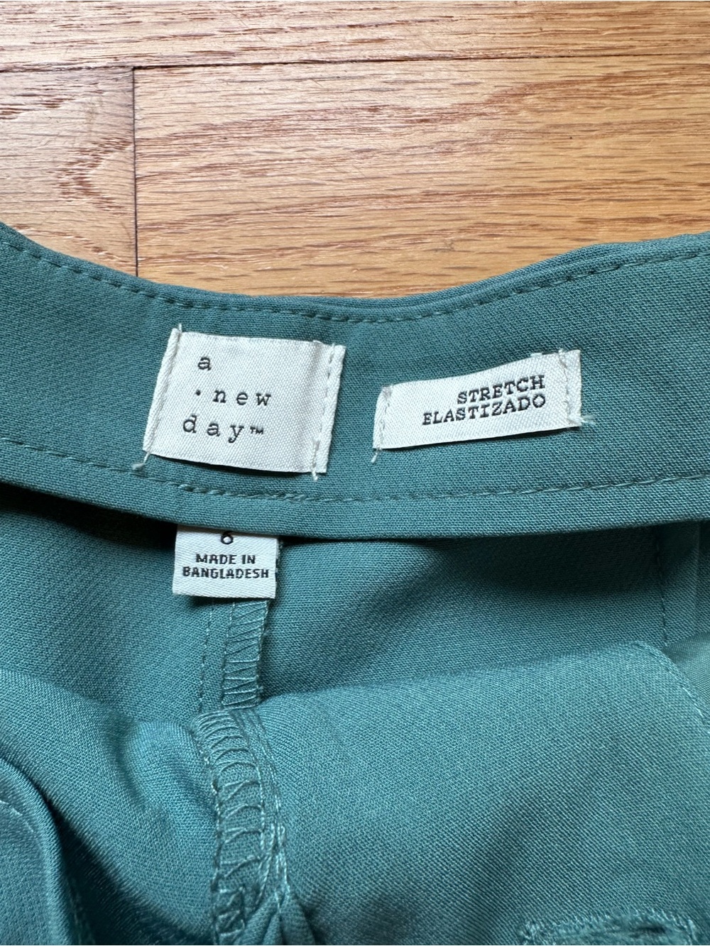 NWT A New Day Turquoise Women's Tailored High-Waist Midi Shorts, Size 6 - Picture 4 of 11